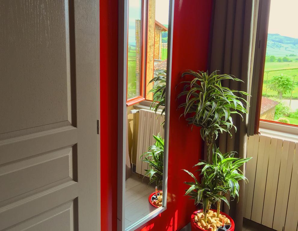 ホテル L'Estaminet Mazille 部屋 写真