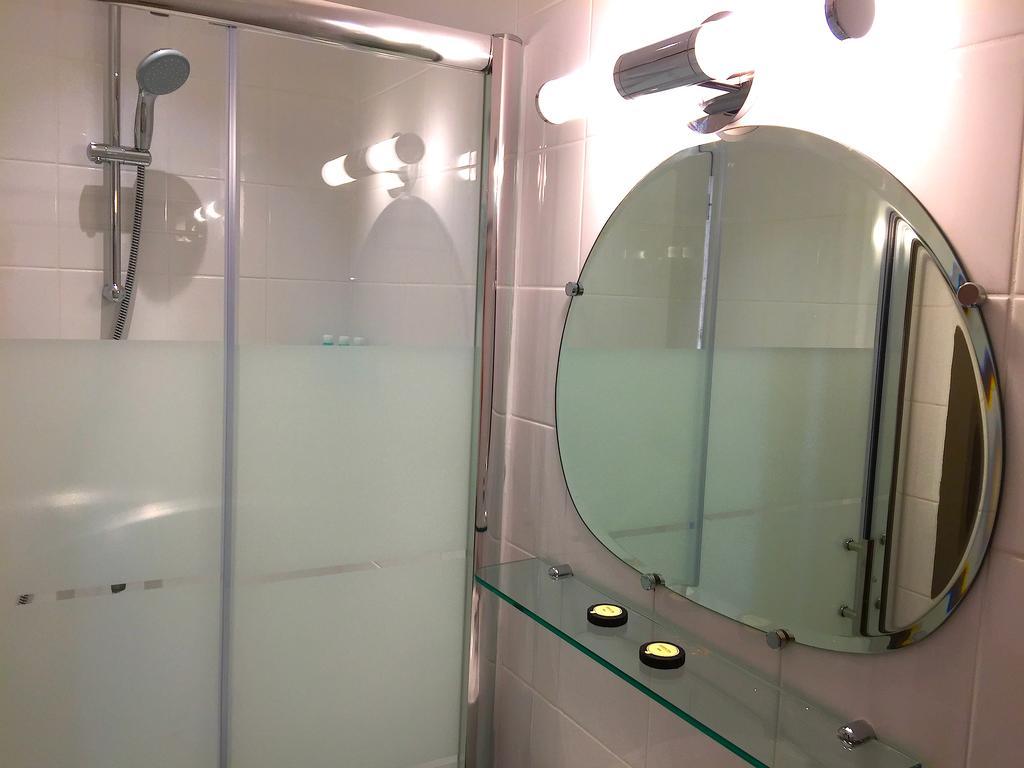 ホテル L'Estaminet Mazille 部屋 写真