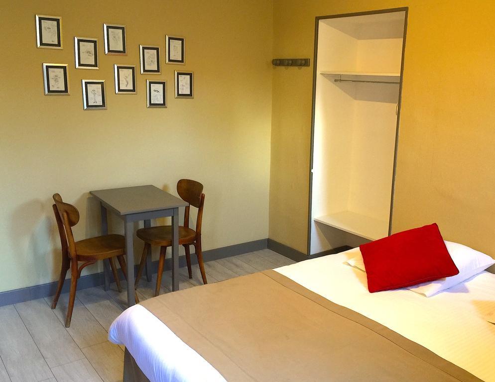 ホテル L'Estaminet Mazille 部屋 写真